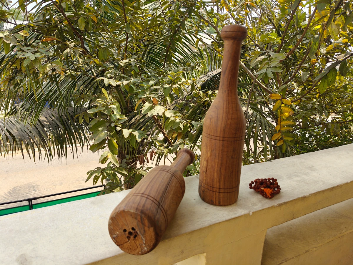Arjun Wood Padi Karlai Set with Rings 3