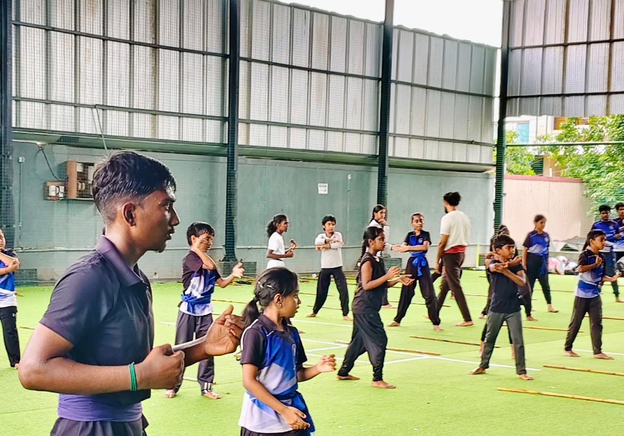Kuthu-Varisai application drill in pairs